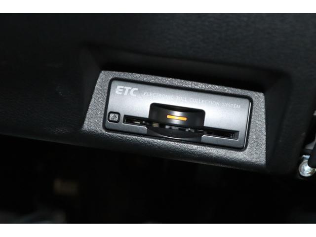 350GT FOURハイブリッドタイプSP4WDx1オーナー メーカーSDナビ/フルセグTV/CD/DVD/アラウンドビューモニター/ETC/USB/インテリキー/ブルートゥース/ミュージックサーバー/ソナー/ルームLED/タイミングチェーン/シートヒーター(77枚目)