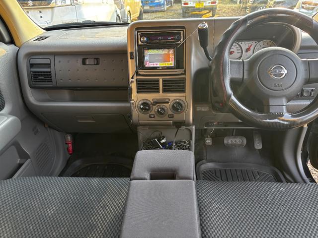 キューブ １４Ｓ　ＦＯＵＲ　キャリア　ドラレコ　キーレス　スタッドレス　切替４ＷＤ　ベンチシート（14枚目）