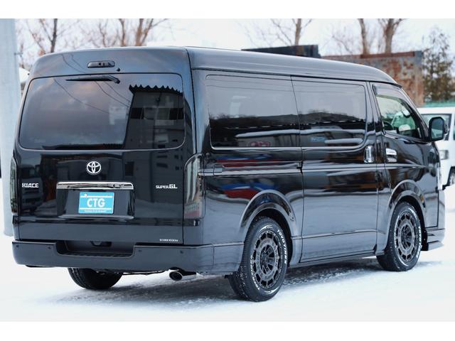 ハイエースバン スーパーＧＬ　ダークプライムＩＩ　登録済未使用車　新車コンプリート　寒冷地仕様　パノラミックビュー　デジタルインナーミラー　両側パワスラ　パワーバックドア　運助イージークローズ　アルパインＢＩＧＸ　レガンスエアロ　玄武ローダウン（22枚目）