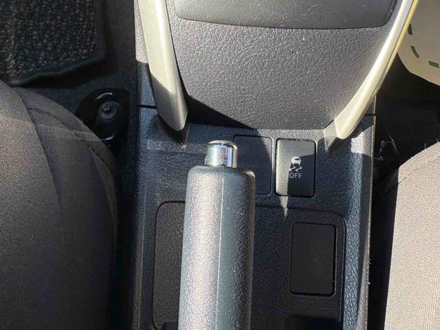 カローラフィールダー １．５Ｇ　４ＷＤ　寒冷地仕様　ＥＴＣ　バックカメラ　ナビ　ＴＶ　スマートキー　電動格納ミラー　ＣＶＴ　衝突安全ボディ　ＡＢＳ　ＥＳＣ　エアコン　パワーステアリング　パワーウィンドウ（14枚目）