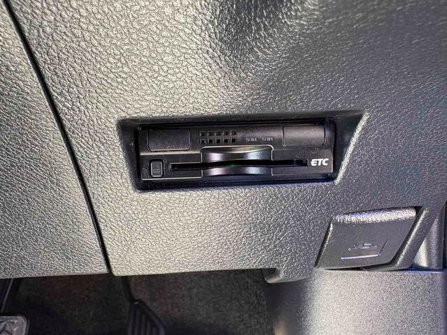 カローラフィールダー １．５Ｇ　４ＷＤ　寒冷地仕様　ＥＴＣ　バックカメラ　ナビ　ＴＶ　スマートキー　電動格納ミラー　ＣＶＴ　衝突安全ボディ　ＡＢＳ　ＥＳＣ　エアコン　パワーステアリング　パワーウィンドウ（16枚目）