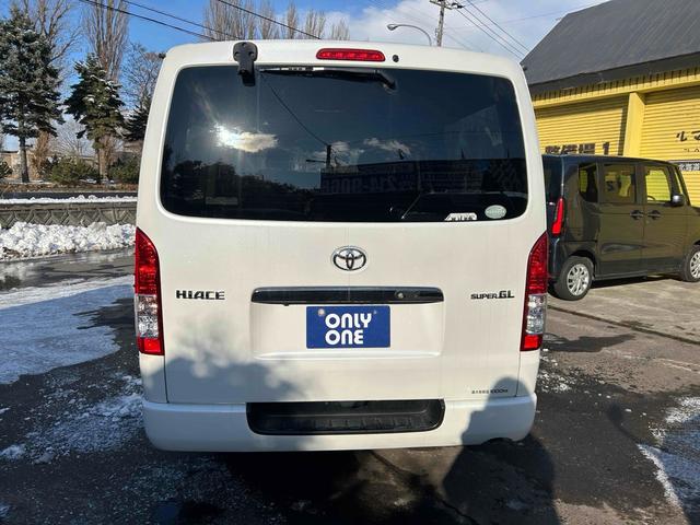 ハイエースバン スーパーGL ダークプライム 4WD ETC バックカメラ ナビ TV 両側スライドドア オートライト スマートキー AT CD ミュージックプレイヤー接続可 Bluetooth ABS エアコン パワーウィンドウ(6枚目)