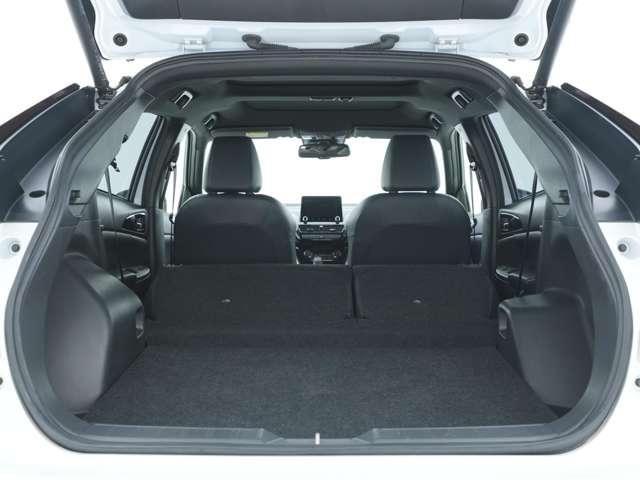 エクリプスクロス ブラックエディション マルチアラウンドモニター 純正ブラックアルミ 純正8インチスマホ連携ナビ 電動サンルーフ&ルーフレール ヘッドアップディスプレイ(10枚目)