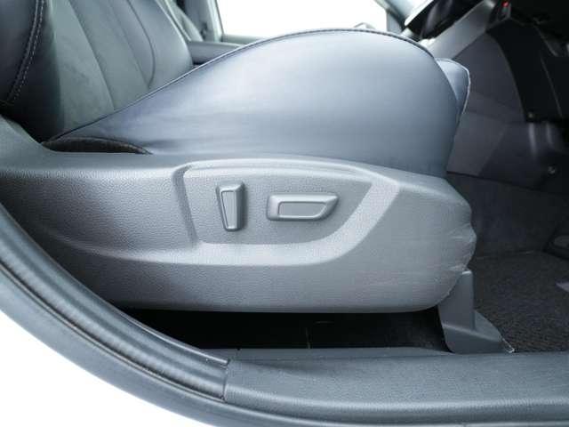 エクリプスクロス ブラックエディション マルチアラウンドモニター 純正ブラックアルミ 純正8インチスマホ連携ナビ 電動サンルーフ&ルーフレール ヘッドアップディスプレイ(20枚目)