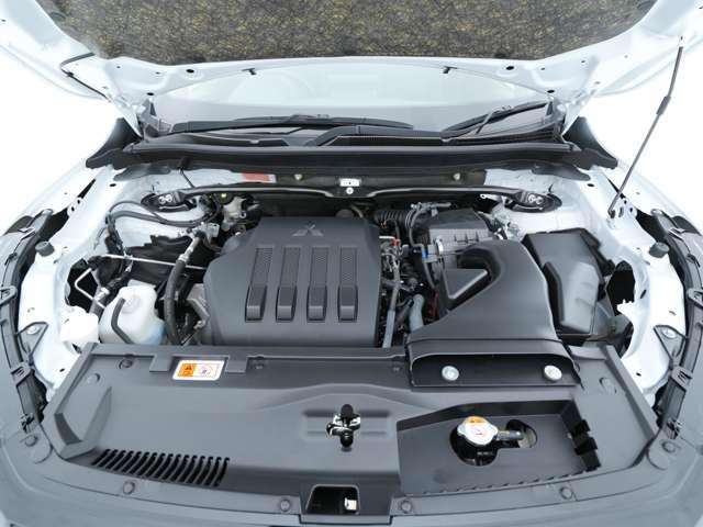 エクリプスクロス ブラックエディション マルチアラウンドモニター 純正ブラックアルミ 純正8インチスマホ連携ナビ 電動サンルーフ&ルーフレール ヘッドアップディスプレイ(30枚目)