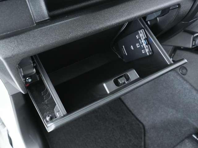 ジムニー ＸＣ　ナビ　バックカメラ　ドライブレコーダー　ＥＴＣ　クルーズコントロール　ヒルディセントコントロール　トランスファーレバー　横滑り防止装置（16枚目）