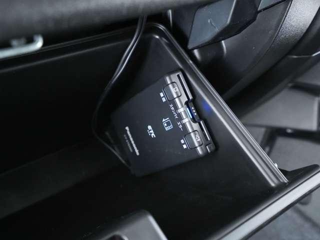 ジムニー ＸＣ　ナビ　バックカメラ　ドライブレコーダー　ＥＴＣ　クルーズコントロール　ヒルディセントコントロール　トランスファーレバー　横滑り防止装置（17枚目）