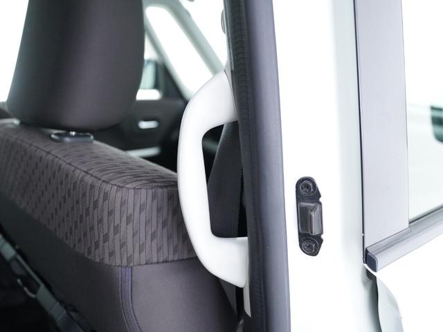 デリカＤ：２ ハイブリッドＭＺ　ナビ　バックカメラ　両側電動スライドドア　ＥＴＣ　クルーズコントロール　エンジンスターター　夏冬タイヤセット　シートヒーター（32枚目）