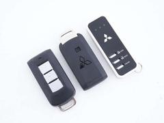 ���ޡ��ȥ������������󥸥󥹥�����������°���Хå���ݥ��åȤ����줿�ޤޡ���ξ�Υ��å����Ĥ䥨�󥸥�Υ������Ȥ�Ԥ��뤿�ᡢ�����νФ�����μ�֤⤢��ޤ��� 4