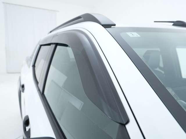 トライトン ＧＳＲ　純正スマホ連携ナビ　マルチアラウンドモニター　ルーフレール　マイパイロット　電動シート　シートヒーター　ドアハンドルプロテクター（22枚目）