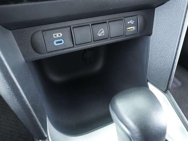 ヤリスクロス Ｇ　８インチナビ付ディスプレイオーディオ　全周囲カメ　４ＷＤ　ＥＴＣ　バックカメラ　アルミホイール　オートクルーズコントロール　寒冷地仕様　衝突防止システム　ＬＥＤヘッドランプ　クリアランスソナー（22枚目）