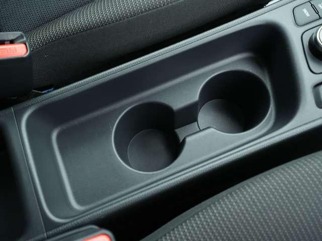 ヤリスクロス Ｇ　８インチナビ付ディスプレイオーディオ　全周囲カメ　４ＷＤ　ＥＴＣ　バックカメラ　アルミホイール　オートクルーズコントロール　寒冷地仕様　衝突防止システム　ＬＥＤヘッドランプ　クリアランスソナー（25枚目）