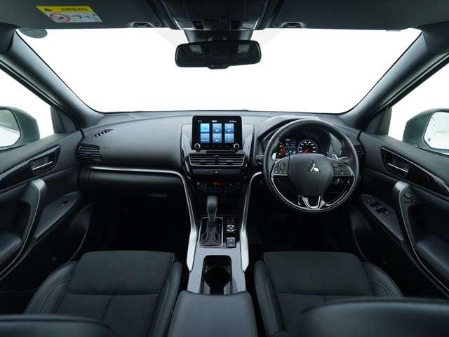 エクリプスクロス ブラックエディション 純正スマホ連携8インチナビ マルチアラウンドモニター 電動サンルーフ ルーフレール 電動リアゲート ヘッドアップディスプレイ ハーフレザーシート(6枚目)