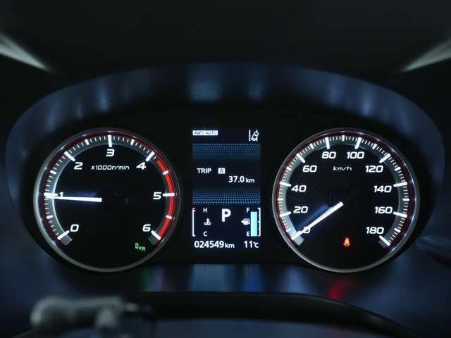 デリカD:5 ジャスパー 純正10.1型ナビ 両側電動スライドドア 電動サイドステップ シートヒーター ドライブレコーダー ETC ブラインドスポットモニター 専用ダーククローム調アルミホイール 専用グリル(アイガーグレー)(17枚目)