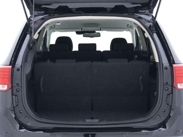 アウトランダー ２４Ｇ　９Ｖ型フローティングナビ　マルチアラウンドモニター　純正エンジンスターター　電動リアゲート　ハンドルヒーター　パドルシフト　防錆塗装歴有　ワンオーナー　ＬＥＤヘッドライト　オートマチックハイビーム（10枚目）