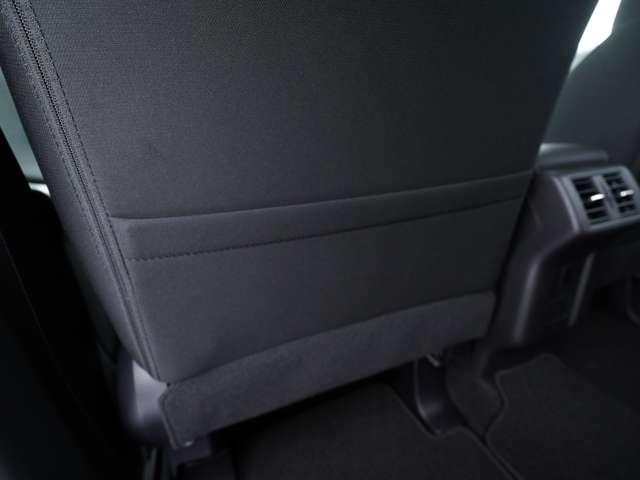 アウトランダー ２４Ｇ　９Ｖ型フローティングナビ　マルチアラウンドモニター　純正エンジンスターター　電動リアゲート　ハンドルヒーター　パドルシフト　防錆塗装歴有　ワンオーナー　ＬＥＤヘッドライト　オートマチックハイビーム（34枚目）