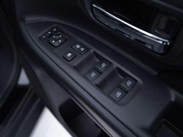 アウトランダー ２４Ｇ　９Ｖ型フローティングナビ　マルチアラウンドモニター　純正エンジンスターター　電動リアゲート　ハンドルヒーター　パドルシフト　防錆塗装歴有　ワンオーナー　ＬＥＤヘッドライト　オートマチックハイビーム（37枚目）