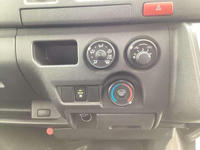 レジアスエースバン ロングＤＸ　ＧＬパッケージ　ナビ　両側スライドドア　ＥＴＣ　キーレスエントリー　ディーゼル　フルフラットシート　ＡＢＳ（10枚目）