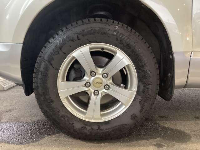 デリカＤ：５ シャモニー　ナビ　後席モニター　電動シート　クルーズコントロール　パドルシフト　助手席側電動スライドドア　ＥＴＣ（24枚目）