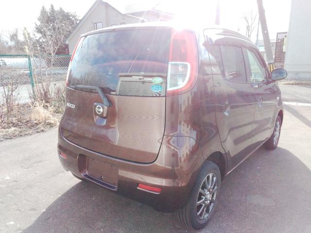 モコ Ｅ　ＦＯＵＲ　ショコラティエ　寒冷地仕様　スマートキー　シートヒーター　エンジンスターター　純正ＣＤコンポ　ベンチシート　アルミホイール（12枚目）