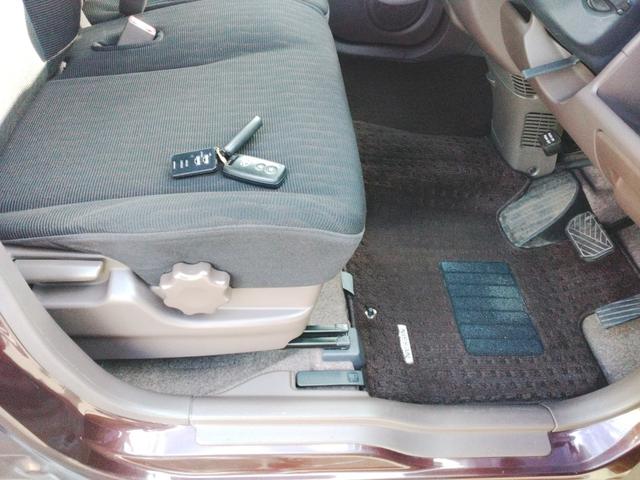 モコ Ｅ　ＦＯＵＲ　ショコラティエ　寒冷地仕様　スマートキー　シートヒーター　エンジンスターター　純正ＣＤコンポ　ベンチシート　アルミホイール（26枚目）