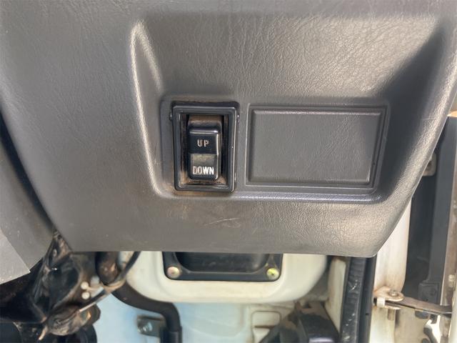 ハイゼットトラック  4WD MT アルミホイール(4枚目)