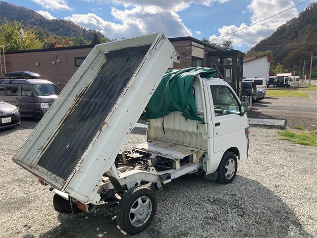 ハイゼットトラック  4WD MT アルミホイール(16枚目)