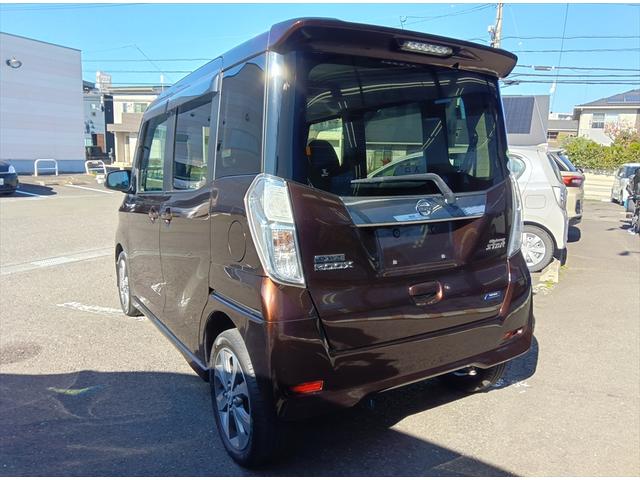 デイズルークス ハイウェイスター　Ｘ　Ｇパッケージ　Ｂｌｕｅｔｏｏｔｈ　全周囲・バックカメラ　ナビＴＶ　両側パワースライドドア　ＥＴＣ　禁煙車　ＨＩＤヘッドライト　純正アルミホイール　アイドリングストップ　スマートキー　プッシュスタート　エアバック（5枚目）