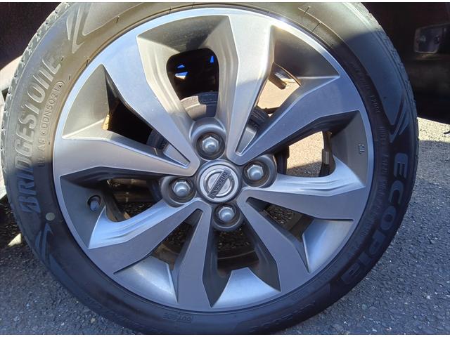 デイズルークス ハイウェイスター　Ｘ　Ｇパッケージ　Ｂｌｕｅｔｏｏｔｈ　全周囲・バックカメラ　ナビＴＶ　両側パワースライドドア　ＥＴＣ　禁煙車　ＨＩＤヘッドライト　純正アルミホイール　アイドリングストップ　スマートキー　プッシュスタート　エアバック（8枚目）