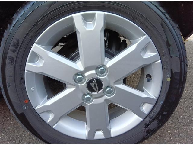 タフト Ｇターボ　クロムベンチャー　届出済未使用車　衝突軽減ブレーキ　シートヒーター　ＬＥＤヘッドライト　スマートキー　プッシュスタート　純正アルミホイール　誤発進抑制　横滑り防止　Ｗ・サイド・カーテンエアバック　アイドリングストップ（7枚目）