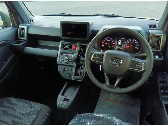 タフト Ｇターボ　クロムベンチャー　届出済未使用車　衝突軽減ブレーキ　シートヒーター　ＬＥＤヘッドライト　スマートキー　プッシュスタート　純正アルミホイール　誤発進抑制　横滑り防止　Ｗ・サイド・カーテンエアバック　アイドリングストップ（8枚目）