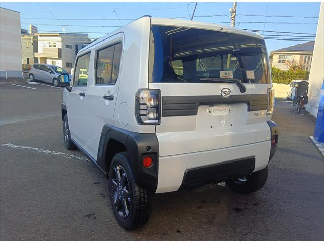 タフト Ｇターボ　届出済未使用車　衝突軽減ブレーキ　シートヒーター　誤発進抑制装置　横滑り防止装置　ＬＥＤヘッドライト　純正アルミホイール　スマートキー　プッシュスタート　Ｗ・サイド・カーテンエアバック（5枚目）