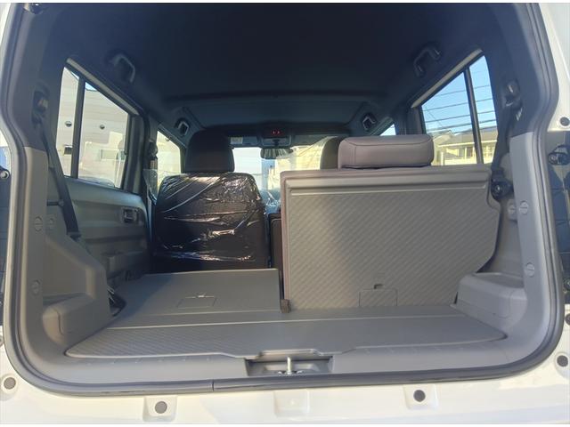 タフト Ｇターボ　届出済未使用車　衝突軽減ブレーキ　シートヒーター　誤発進抑制装置　横滑り防止装置　ＬＥＤヘッドライト　純正アルミホイール　スマートキー　プッシュスタート　Ｗ・サイド・カーテンエアバック（12枚目）