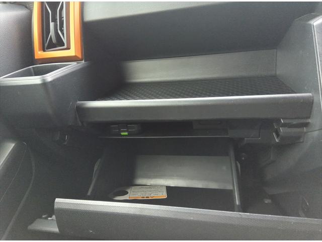 タフト Ｇターボ　パノラマビューモニター　純正ナビＴＶ　衝突軽減ブレーキ　Ｂｌｕｅｔｏｏｔｈ　バックカメラ　ドラレコ　禁煙車　シートヒーター　誤発進抑制　横滑り防止　Ｗ・サイド・カーテンエアバック　ＬＥＤ　純正アルミ（17枚目）