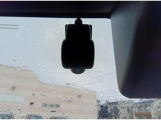 タフト Ｇターボ　パノラマビューモニター　純正ナビＴＶ　衝突軽減ブレーキ　Ｂｌｕｅｔｏｏｔｈ　バックカメラ　ドラレコ　禁煙車　シートヒーター　誤発進抑制　横滑り防止　Ｗ・サイド・カーテンエアバック　ＬＥＤ　純正アルミ（23枚目）