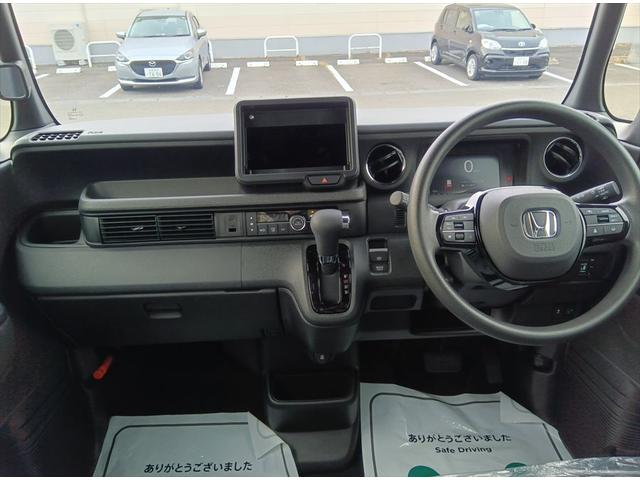 Ｎ－ＢＯＸカスタム ベースグレード　届出済未使用車　衝突軽減ブレーキ　バックカメラ　片側パワースライドドア　シートヒーター　誤発進抑制　横滑り防止　スマートキー　プッシュスタート　ＬＥヘッドライト　アイドリングストップ　純正アルミ（16枚目）