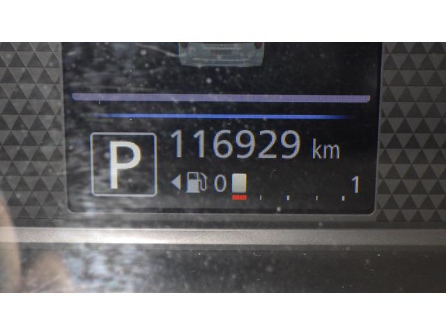 デイズ S 4WD クリアランスソナー 衝突被害軽減システム キーレスエントリー アイドリングストップ 電動格納ミラー シートヒーター ベンチシート CVT 盗難防止システム ABS ESC CD(8枚目)