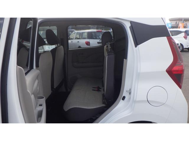 デイズ S 4WD クリアランスソナー 衝突被害軽減システム キーレスエントリー アイドリングストップ 電動格納ミラー シートヒーター ベンチシート CVT 盗難防止システム ABS ESC CD(17枚目)