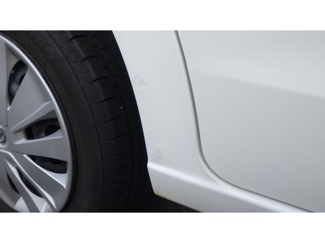 デイズ S 4WD クリアランスソナー 衝突被害軽減システム キーレスエントリー アイドリングストップ 電動格納ミラー シートヒーター ベンチシート CVT 盗難防止システム ABS ESC CD(25枚目)