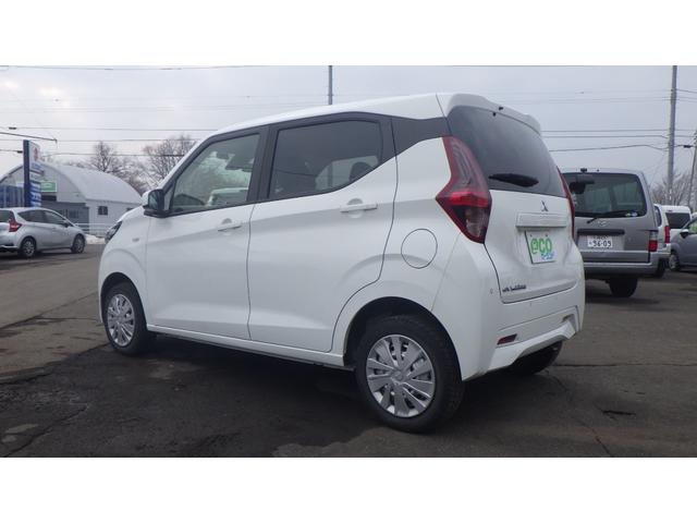 ｅＫワゴン Ｍ　４ＷＤ　クリアランスソナー　衝突被害軽減システム　キーレスエントリー　アイドリングストップ　電動格納ミラー　シートヒーター　ベンチシート　ＣＶＴ　盗難防止システム　ＡＢＳ　ＥＳＣ　ＣＤ　ＵＳＢ（5枚目）