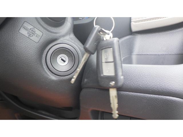 ｅＫワゴン Ｍ　４ＷＤ　クリアランスソナー　衝突被害軽減システム　キーレスエントリー　アイドリングストップ　電動格納ミラー　シートヒーター　ベンチシート　ＣＶＴ　盗難防止システム　ＡＢＳ　ＥＳＣ　ＣＤ　ＵＳＢ（13枚目）