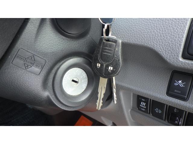 ＮＶ３５０キャラバンバン ロングＤＸターボ　４ＷＤ　ＥＴＣ　バックカメラ　ナビ　衝突被害軽減システム　スライドドア　キーレスエントリー　電動格納ミラー　ＡＴ　ＥＳＣ　エアコン　パワーウィンドウ　運転席エアバッグ（18枚目）