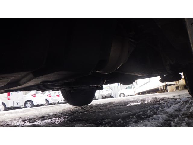 ＮＶ３５０キャラバンバン ロングＤＸターボ　４ＷＤ　ＥＴＣ　バックカメラ　ナビ　衝突被害軽減システム　スライドドア　キーレスエントリー　電動格納ミラー　ＡＴ　ＥＳＣ　エアコン　パワーウィンドウ　運転席エアバッグ（31枚目）