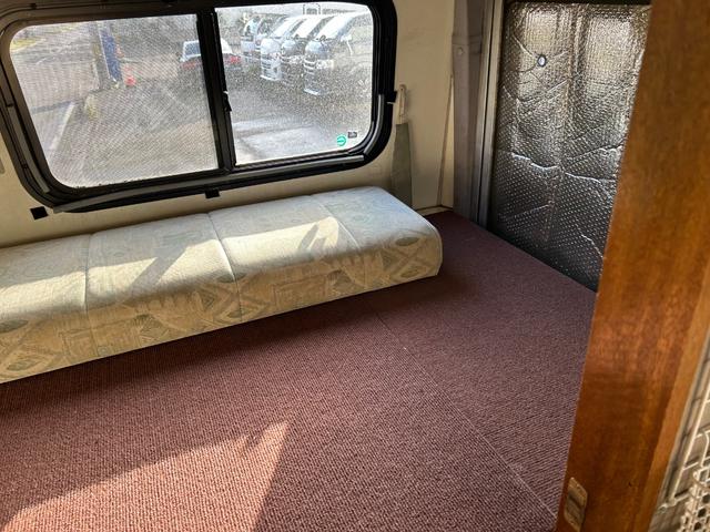 カムロード  キャンピングカー・ディーゼル・AT・4WD(36枚目)