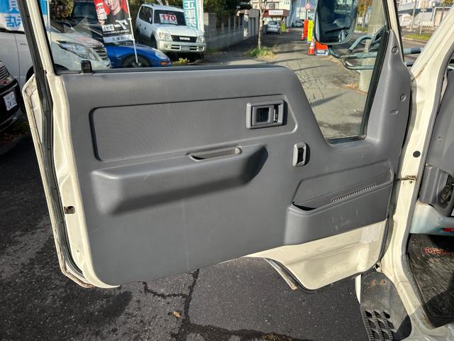 カムロード  キャンピングカー・ディーゼル・AT・4WD(41枚目)