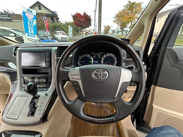 ヴェルファイアハイブリッド X ワンオーナー(12枚目)