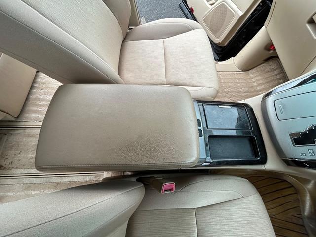 ヴェルファイアハイブリッド X ワンオーナー(15枚目)