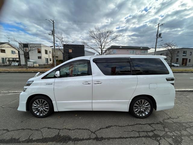 ヴェルファイアハイブリッド ZR(4枚目)