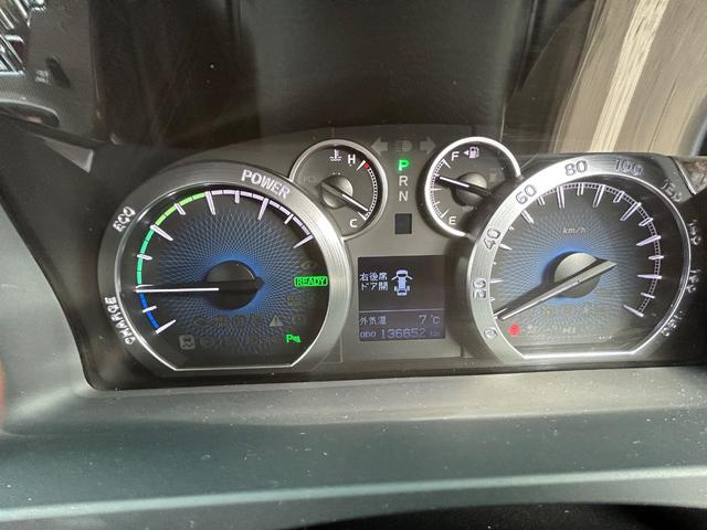 ヴェルファイアハイブリッド ZR(13枚目)