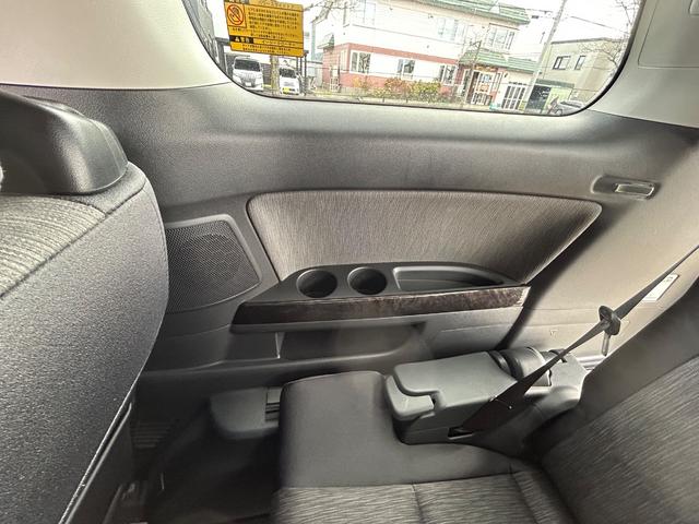 ヴェルファイアハイブリッド ZR(31枚目)